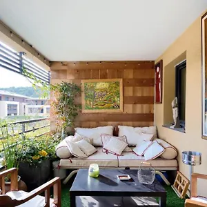 Le Précieux terrasse et parking privé France